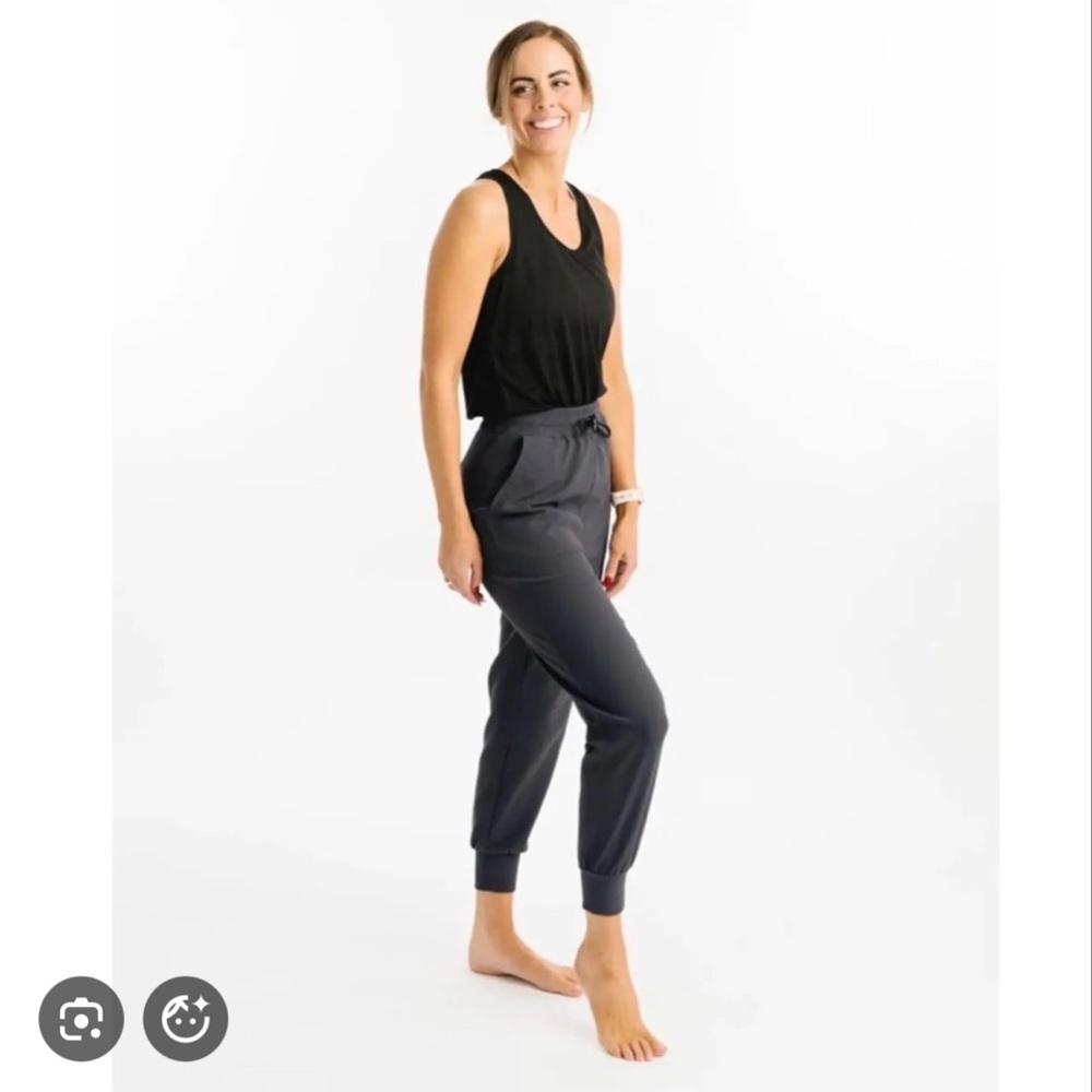 Zyia charcoal “jogger in a bottle” pants